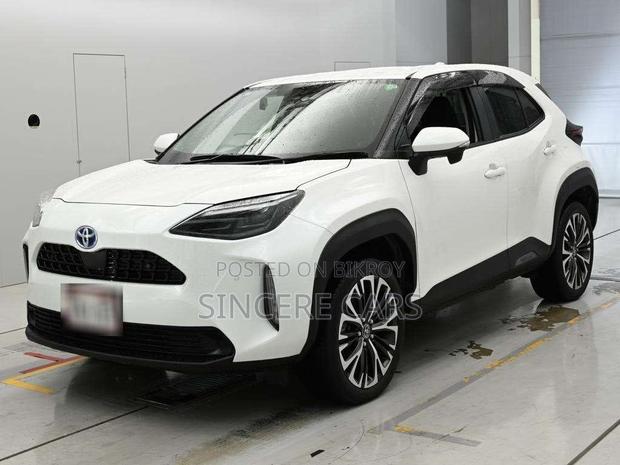 Toyota Yaris Cross 2021 Pearl