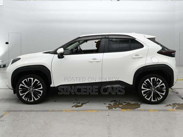Toyota Yaris Cross 2021 Pearl