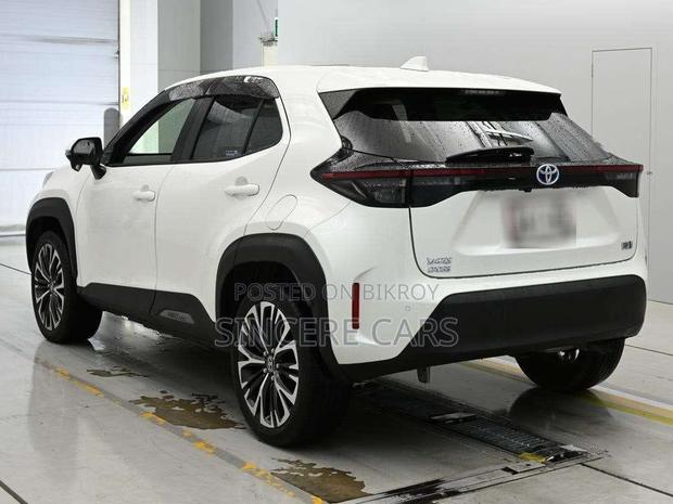 Toyota Yaris Cross 2021 Pearl