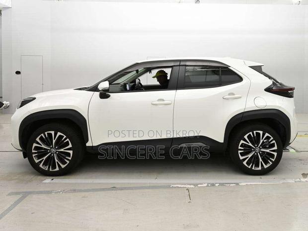 Toyota Yaris Cross 2021 Pearl
