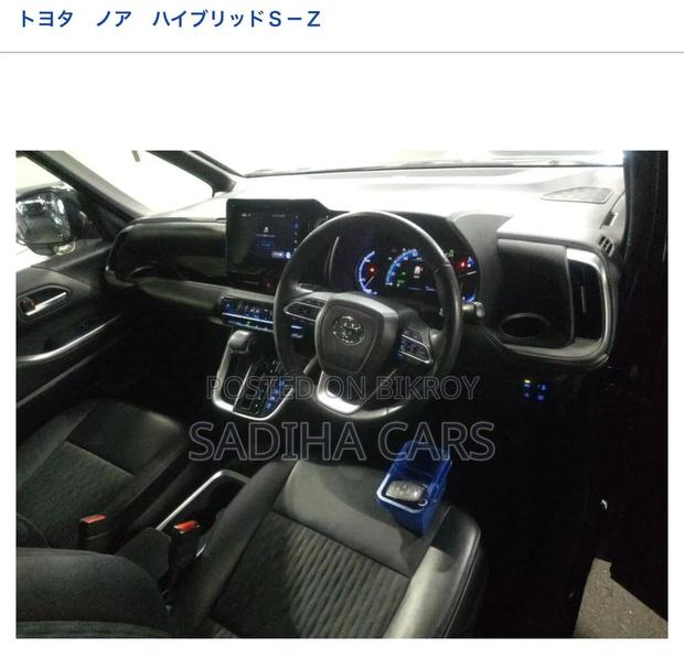 Toyota Noah 2022 Black