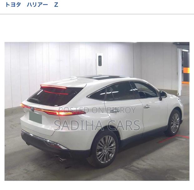 Toyota Harrier 2021 White