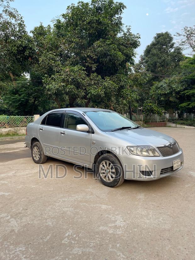 Toyota Corolla Sedan 2005 Silver