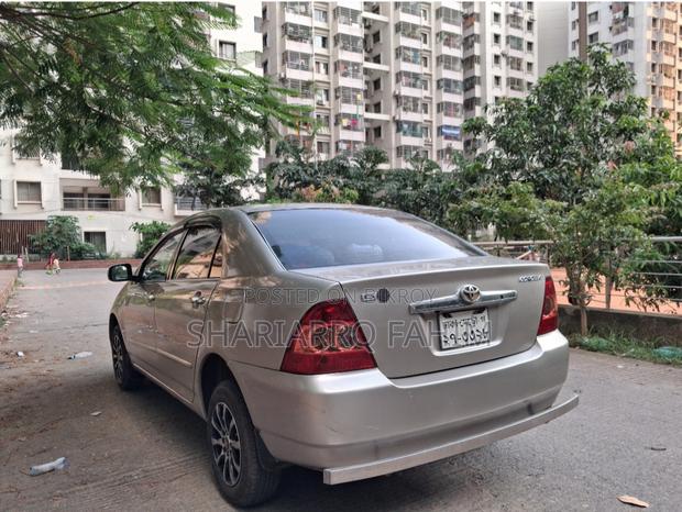 Toyota Corolla Verso 2003 Gold