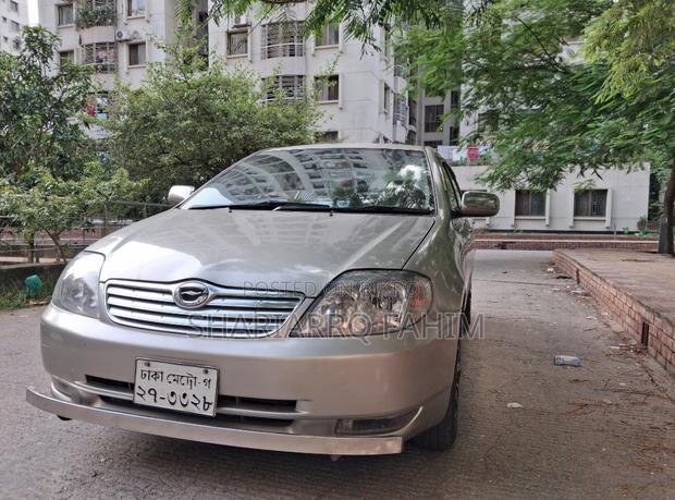 Toyota Corolla Verso 2003 Gold