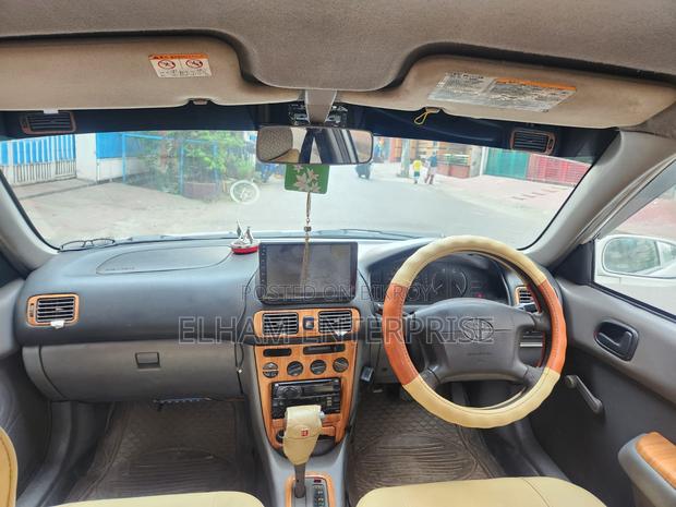 Toyota Corolla 1.6 Sedan 1997 White