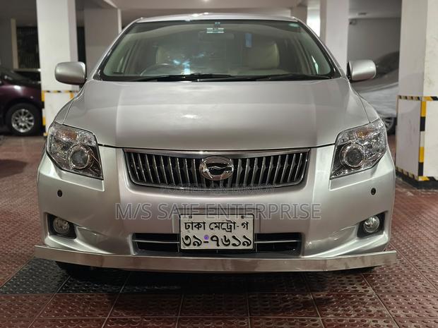 Toyota Axio 2012 Silver
