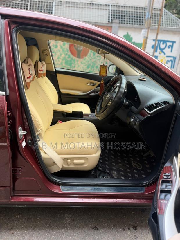 Toyota Premio 1.5 FWD 2017 Maroon