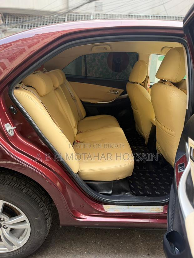 Toyota Premio 1.5 FWD 2017 Maroon