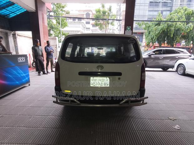 Toyota Probox 2003 White