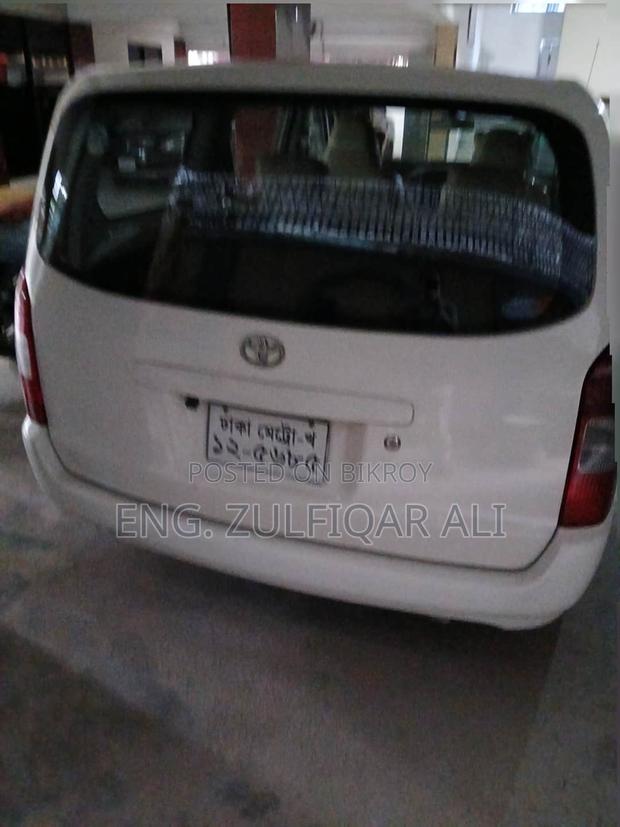 Toyota Probox 2004 White
