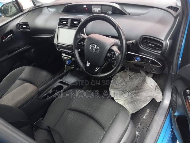 Toyota Prius 2020 Blue