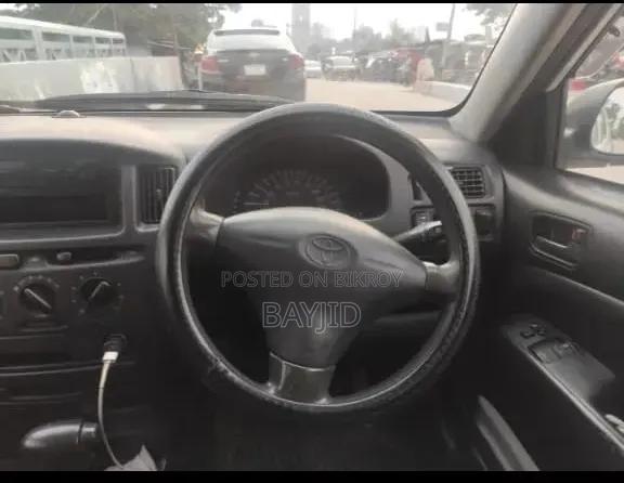 Toyota Probox 2004 White