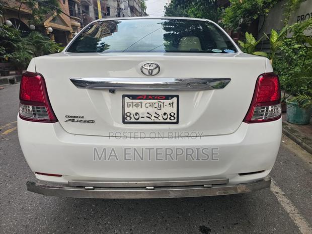 Toyota Axio 2014 White