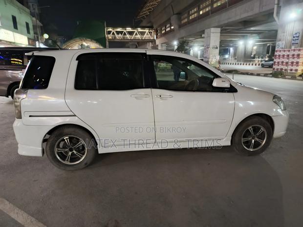 Toyota Raum 2004 Pearl
