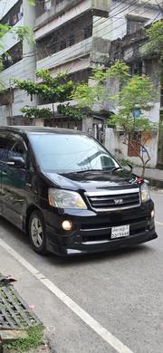 Toyota Noah 2005 Black for sale