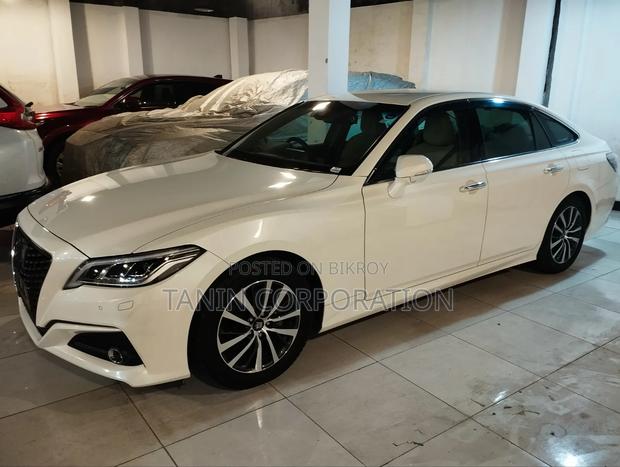 Toyota Crown 2020 Pearl