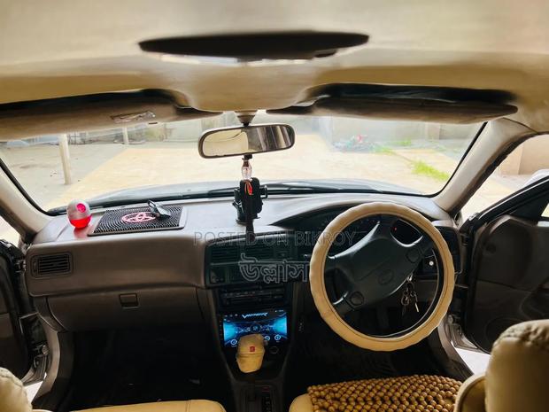 Toyota Corolla II 1997 Pearl
