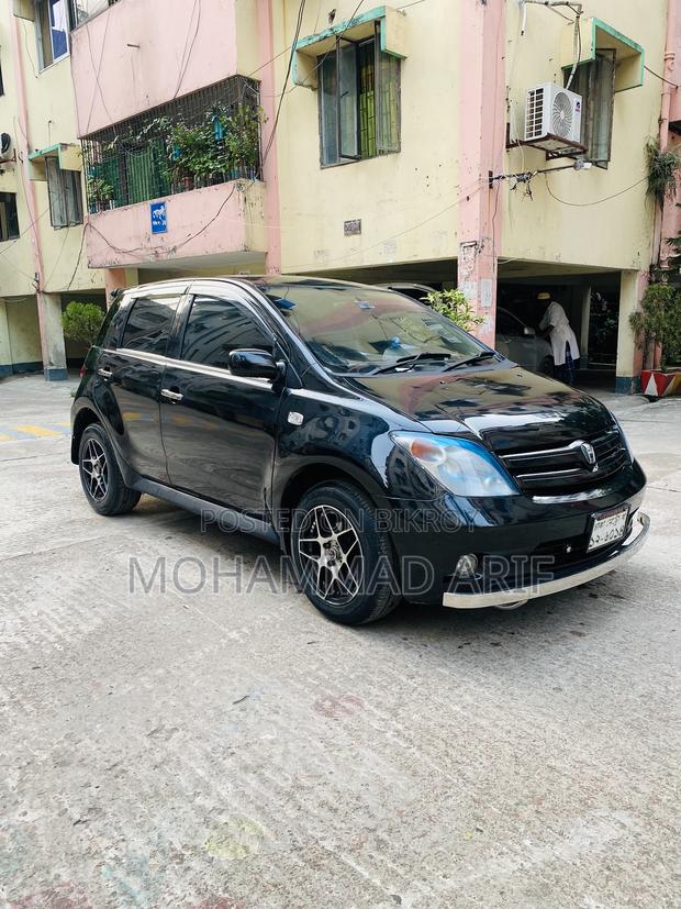 Toyota IST 2004 Black