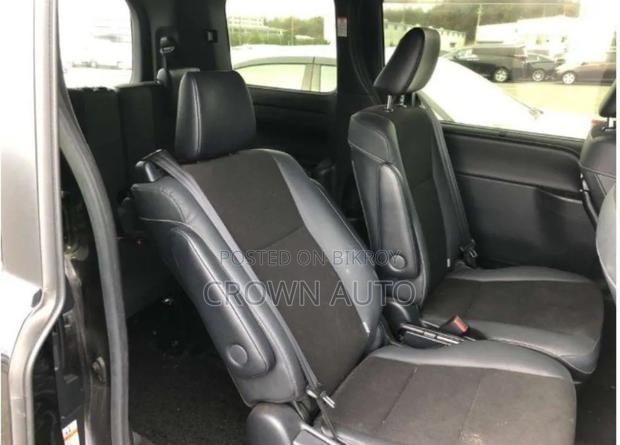 Toyota Noah 1.8 FWD Hybrid (7 Seater) 2021 Black