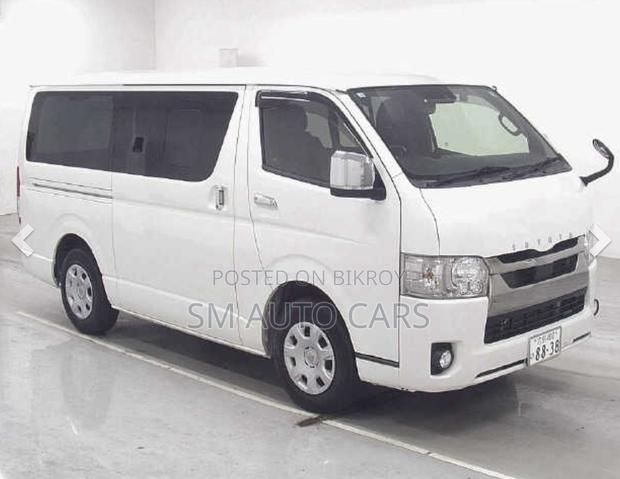 Toyota HiAce 2021 Pearl