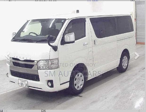 Toyota HiAce 2021 Pearl