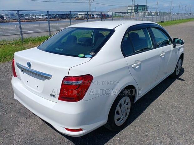 Toyota Axio 2021 Pearl
