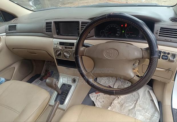 Toyota Corolla 2005 White