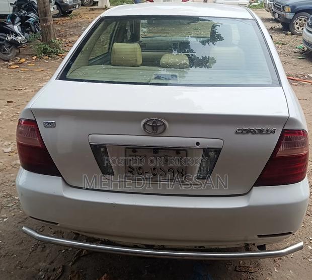 Toyota Corolla 2005 White