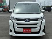 Toyota Noah 2022 Pearl for sale