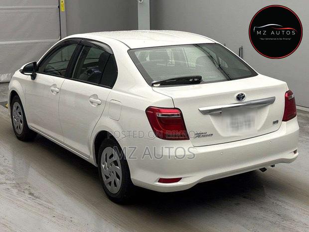 Toyota Axio 1.5 Hybrid G 2WD 2019 White