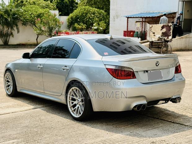 BMW 525i 2005 Silver