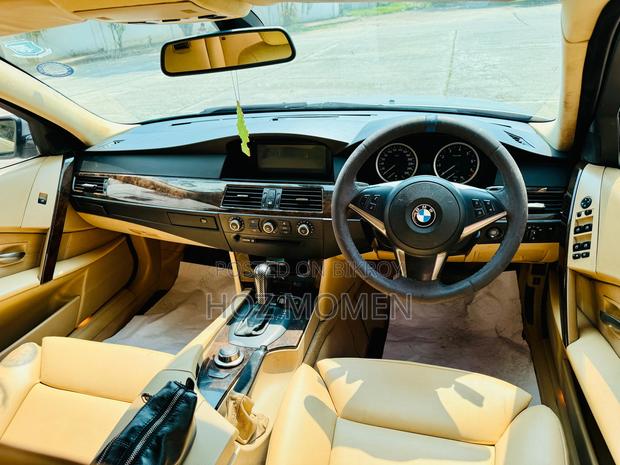 BMW 525i 2005 Silver