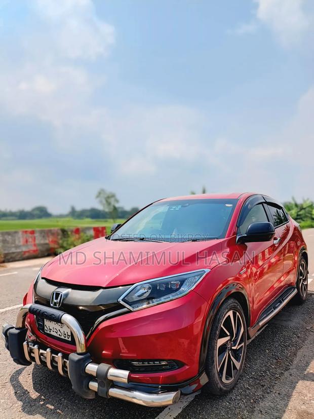 Honda Vezel 1.5 Hybrid 2WD 2016 Red