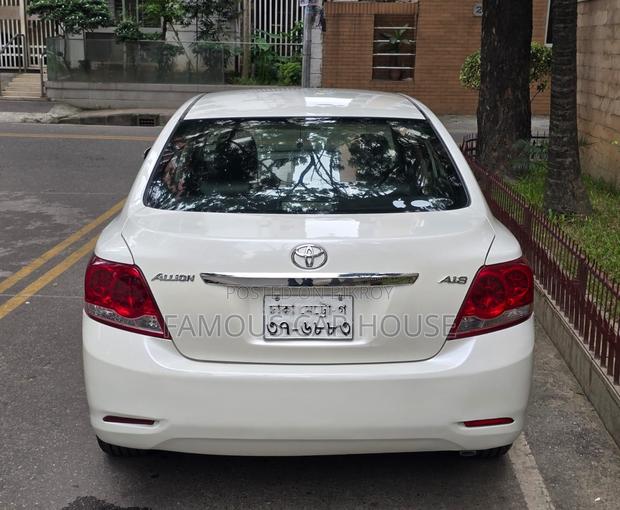 Toyota Allion 2010 Pearl