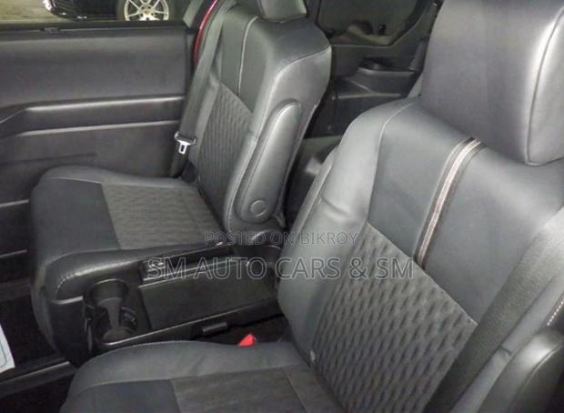 Toyota Noah 2024 Red