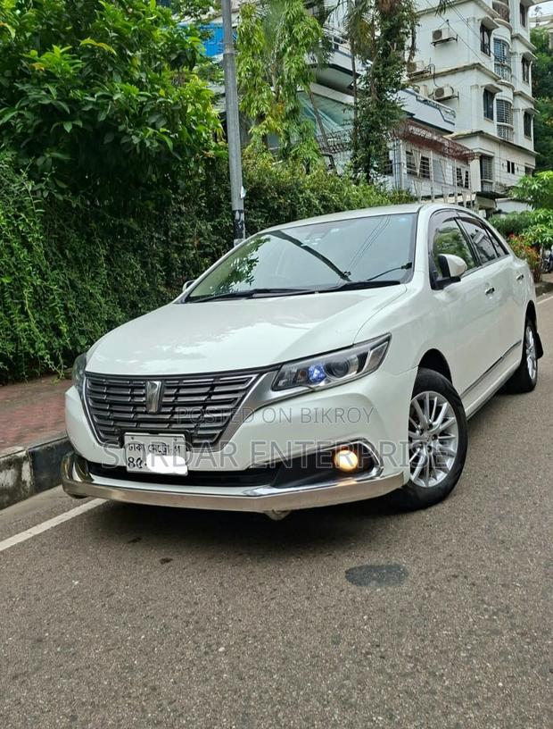 Toyota Premio 1.5 FWD 2016 Pearl
