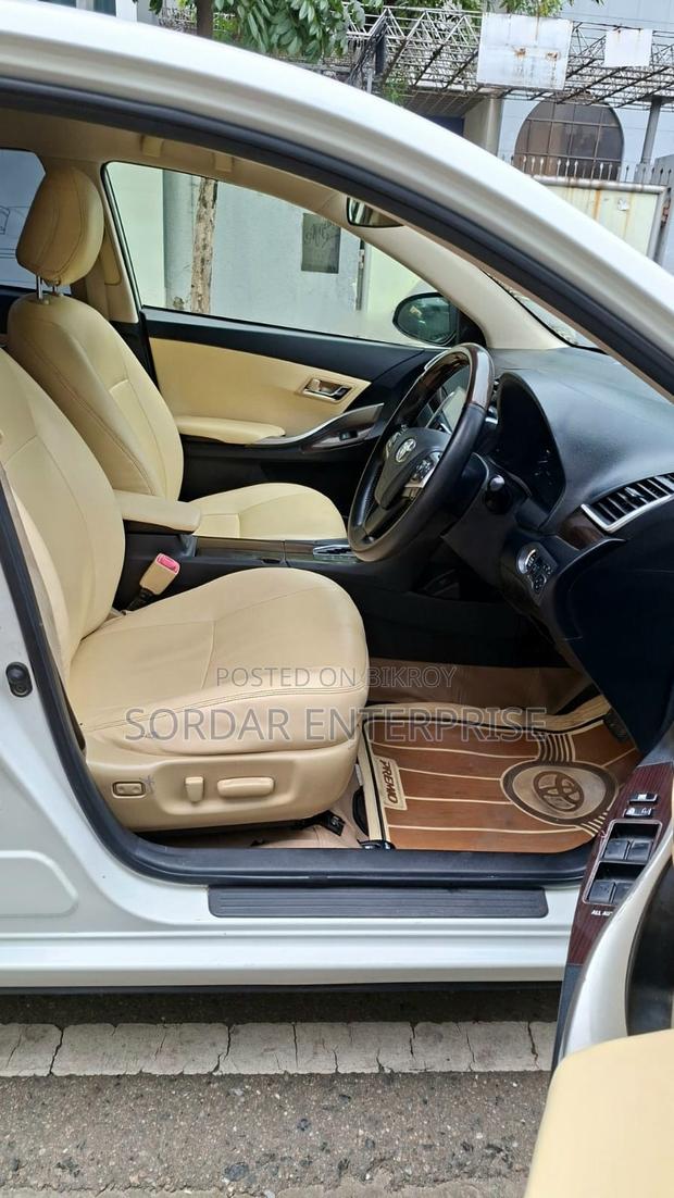 Toyota Premio 1.5 FWD 2016 Pearl
