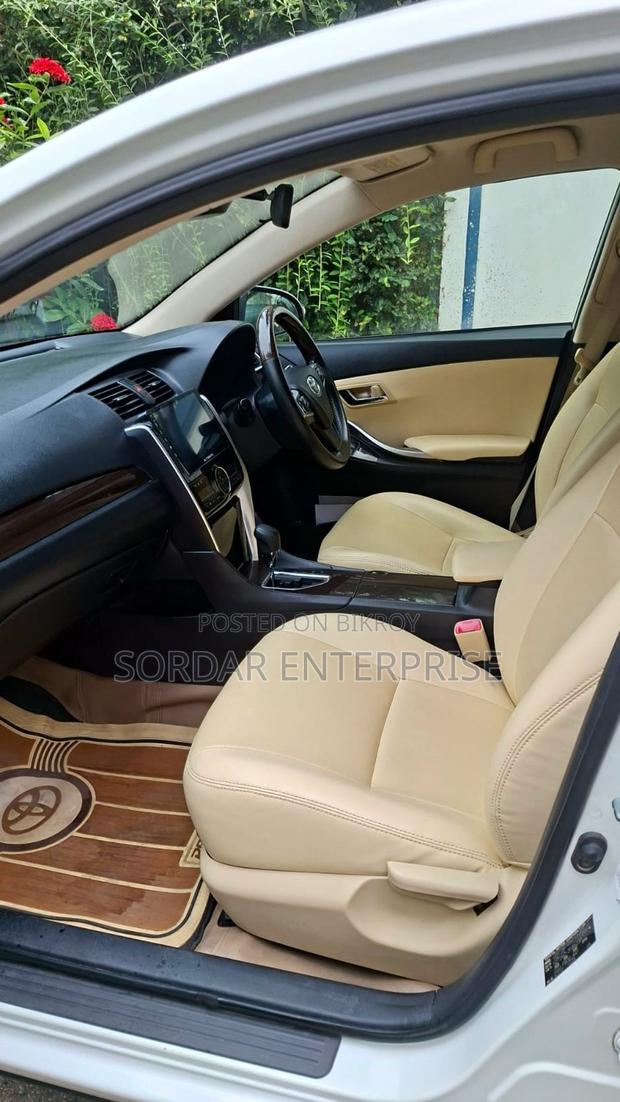 Toyota Premio 1.5 FWD 2016 Pearl