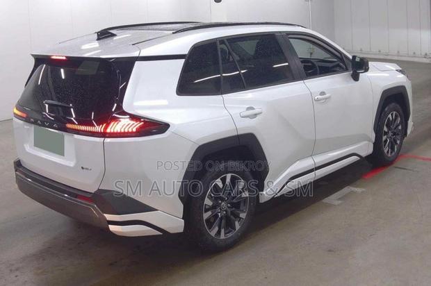 New Toyota RAV4 2026 Pearl