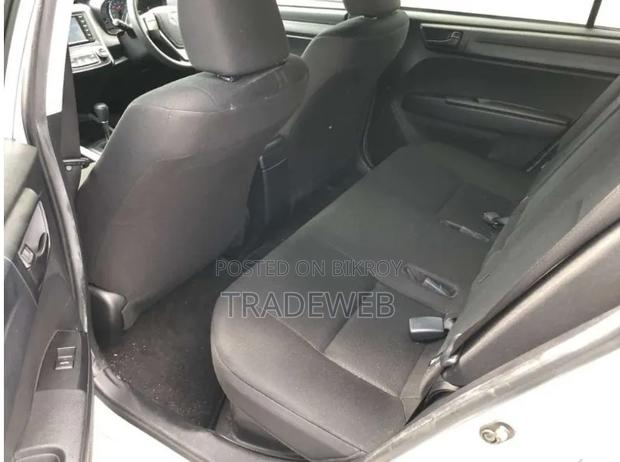 Toyota Corolla Fielder 2020 Silver