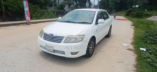 Toyota Corolla 2006 White