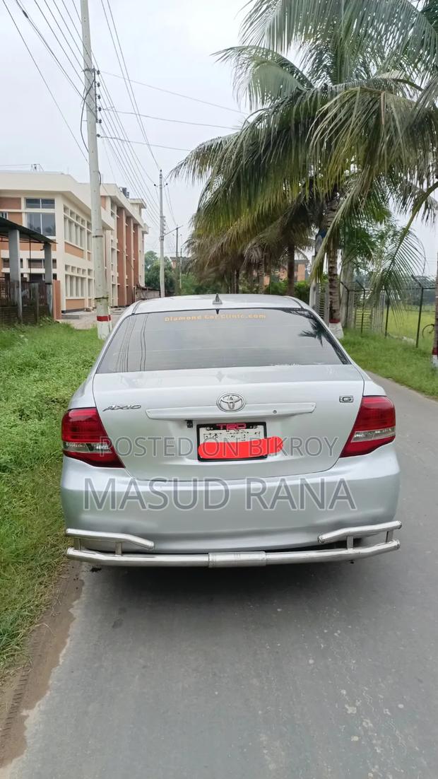 Toyota Axio 1.5 G 2WD 2010 Silver