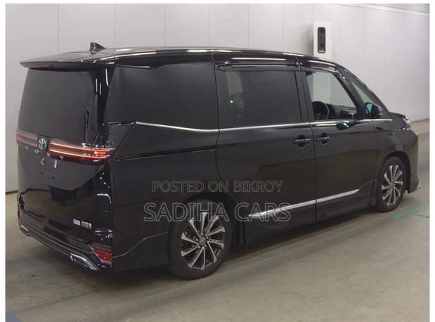 Toyota Voxy 2023 Black