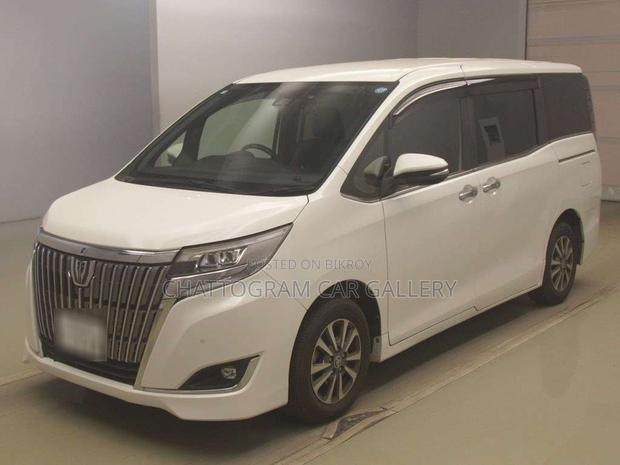 Toyota Esquire 2021 Pearl