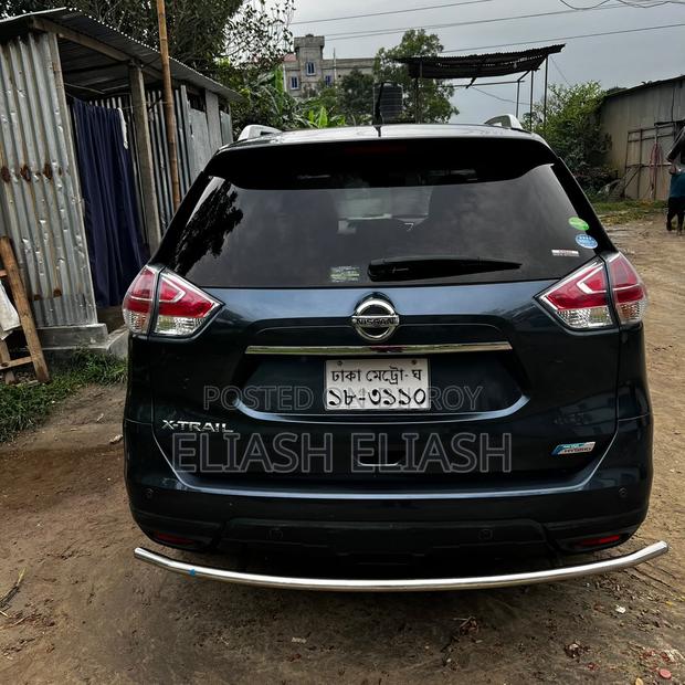 Nissan X-Trail 2.0 Hybrid FWD 2016 Black