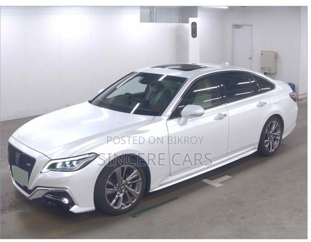 Toyota Crown 2021 Pearl