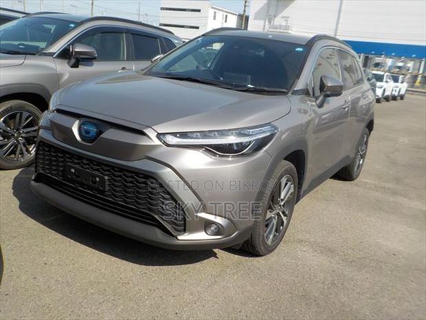 Toyota Corolla Cross 2022 Brown