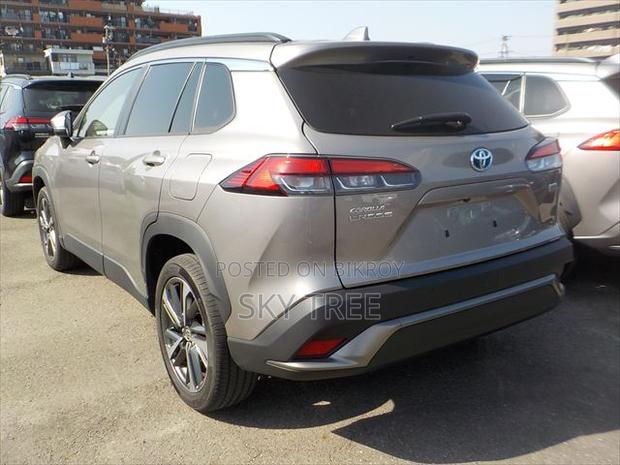Toyota Corolla Cross 2022 Brown