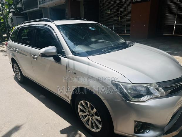 Toyota Corolla 2015 Silver